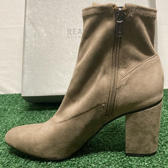 Kenneth Cole Reaction Time For Fun Booties women’s size 8.5 (OKPM-07-043) - Picture 7 of 14